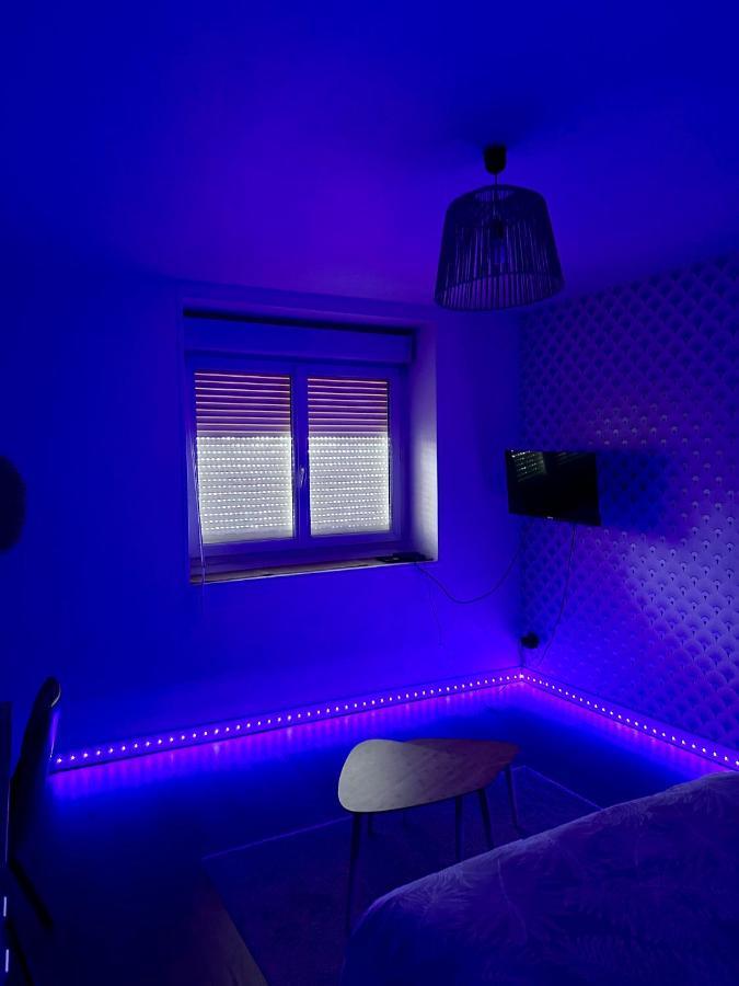 Le Madeleine - Cosy & Renove - Face Tram Lejlighed Orléans Eksteriør billede